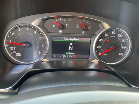 Used 2025 Chevrolet Blazer LT image 40