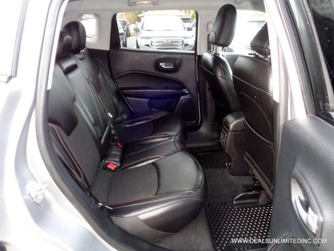 Used 2020 Jeep Compass Latitude w/ Cold Weather Group image 21