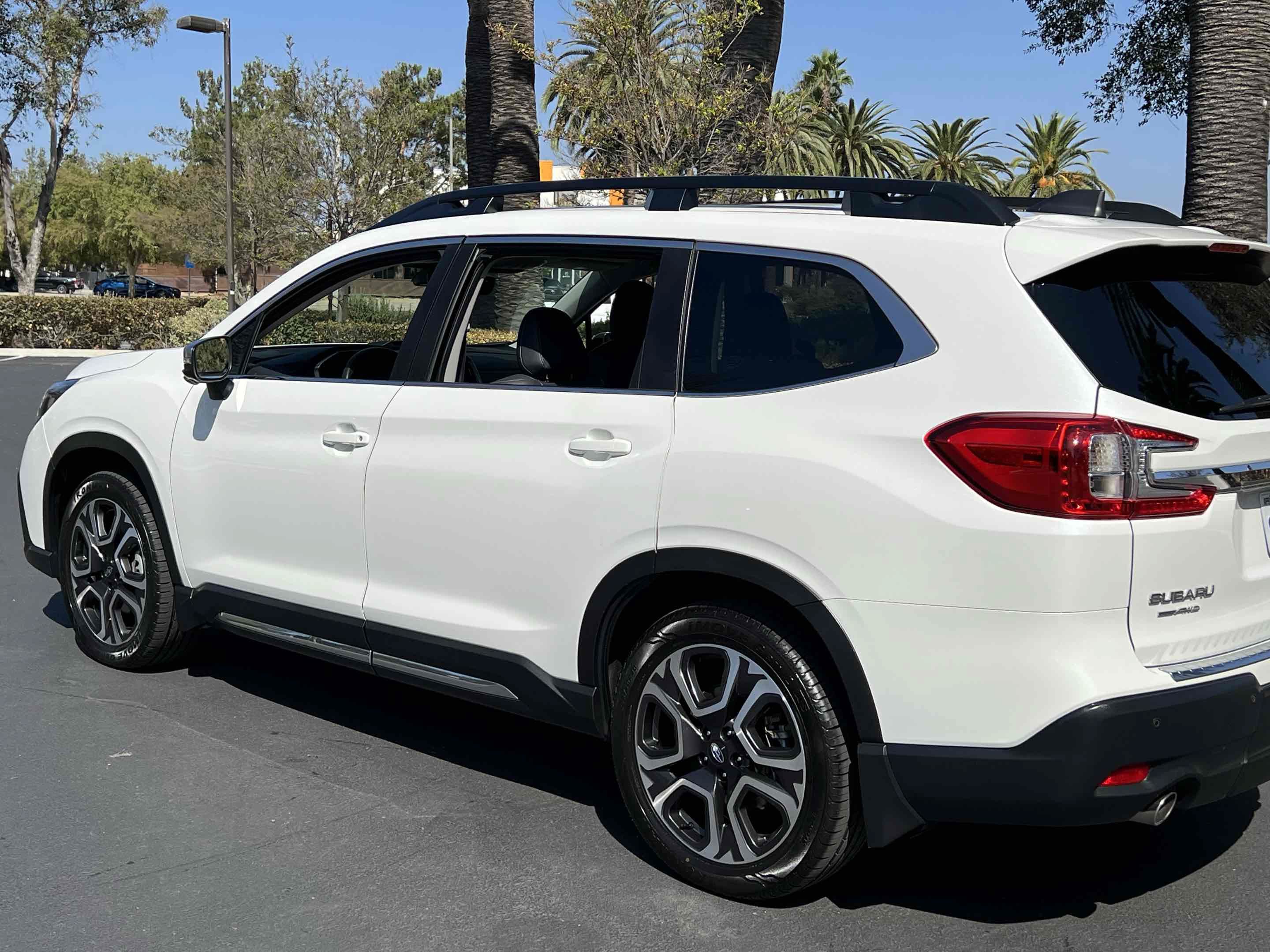 Used 2023 Subaru Ascent Limited w/ Technology Package AWD/4WD image 63