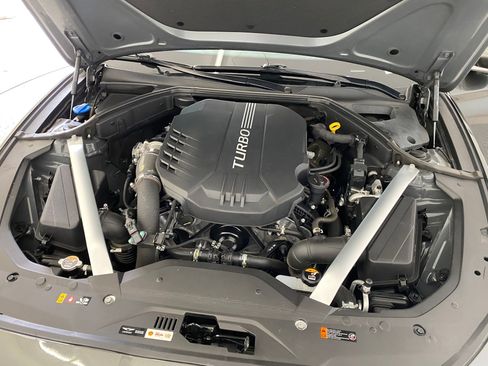 Used 2023 Genesis G70 3.3T image 31