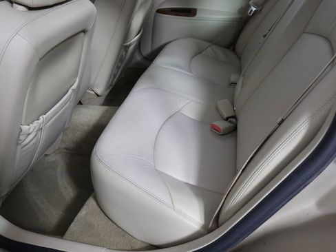 Used 2005 Buick LaCrosse CXL image 17