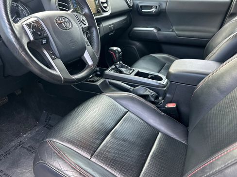 Used 2019 Toyota Tacoma TRD Pro image 11