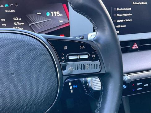 Used 2022 Hyundai Ioniq 5 Limited image 25