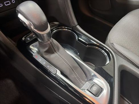 Used 2023 Buick Encore GX Preferred w/ Cold Weather Comfort Package AWD/4WD image 17