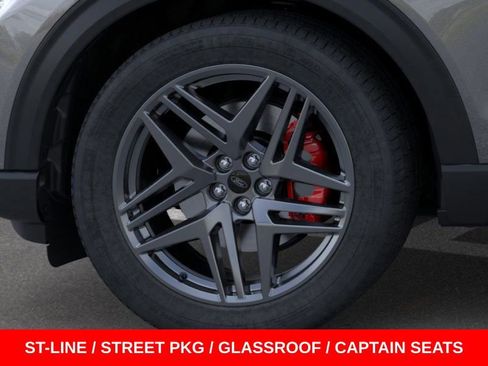 New 2026 Ford Explorer ST-Line image 19