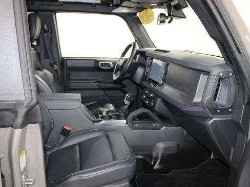 Used 2025 Ford Bronco Badlands AWD/4WD image 28