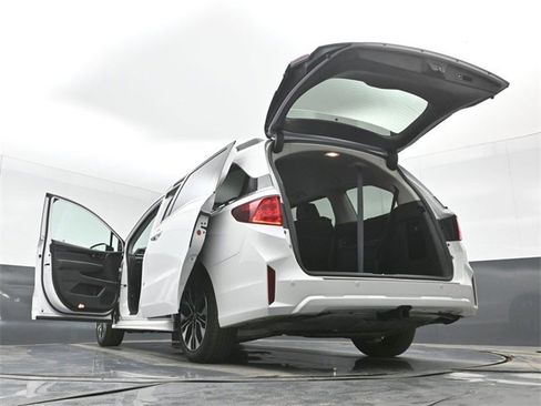 Used 2025 Honda Odyssey Elite image 60