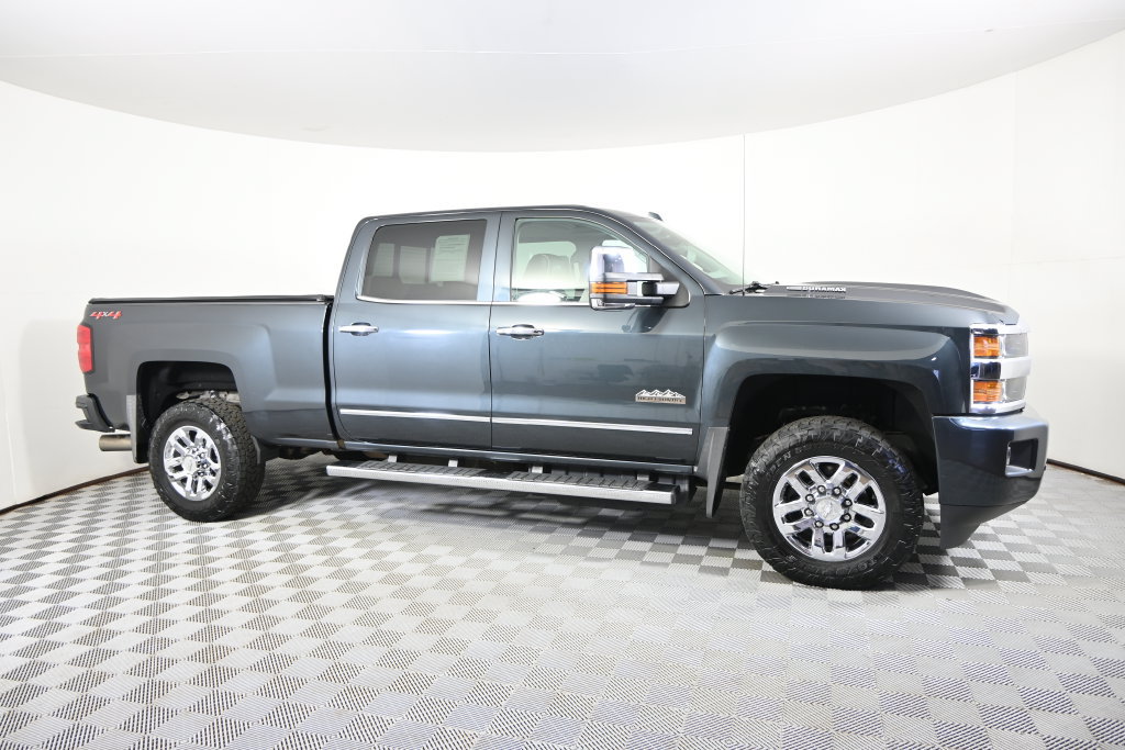 Used 2019 Chevrolet Silverado 3500 High Country w/ Duramax Plus Package AWD/4WD image 9
