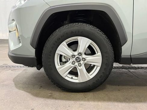 Certified 2021 Toyota RAV4 XLE AWD/4WD image 24