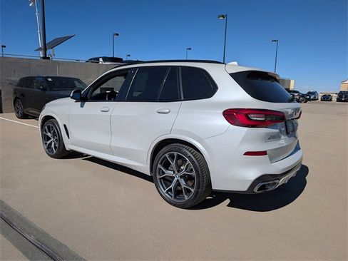 Used 2019 BMW X5 xDrive40i w/ M Sport Package image 4