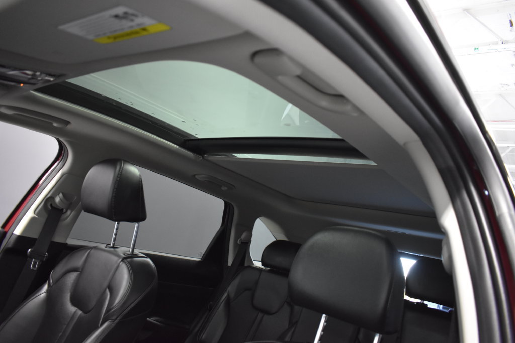 Used 2023 Kia Sorento S w/ Panoramic Sunroof Package AWD/4WD image 18