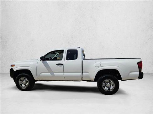 Used 2023 Toyota Tacoma SR RWD image 5