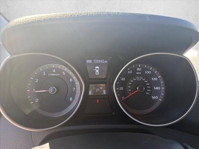 Used 2017 Hyundai Elantra GT FWD image 11