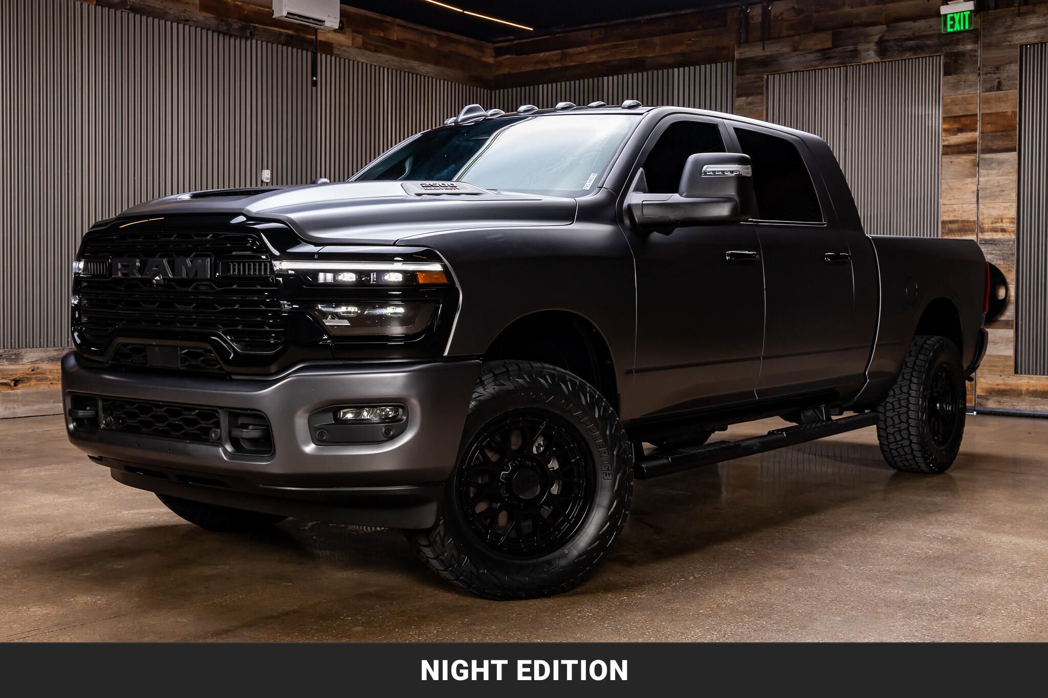 Used 2025 RAM 2500 Laramie w/ Night Edition AWD/4WD image 4