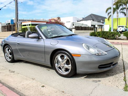 Used 2001 Porsche 911 Cabriolet image 8