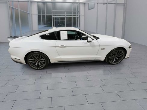 Used 2022 Ford Mustang GT image 9