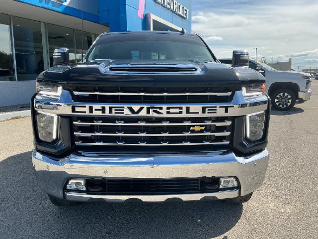 Used 2022 Chevrolet Silverado 2500 LTZ w/ LTZ Premium Package AWD/4WD image 2