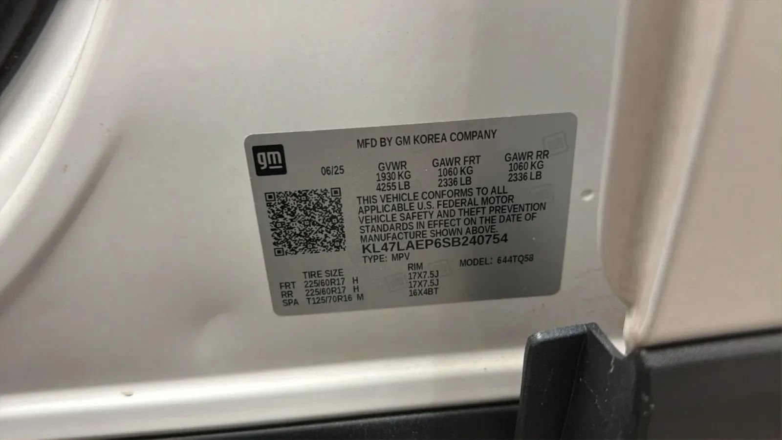 Used 2025 Buick Envista Preferred FWD image 25