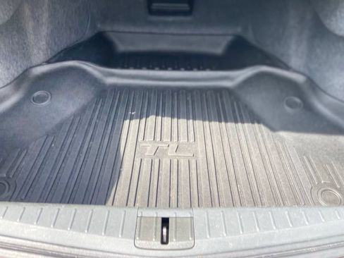 Used 2010 Acura TL w/ Technology Package FWD image 25