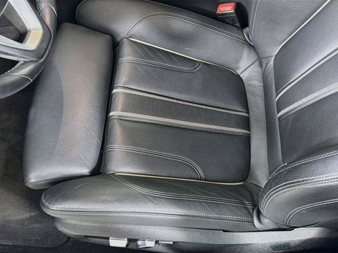 Used 2019 BMW 530i w/ Convenience Package RWD image 19