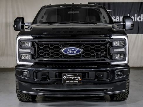 Used 2024 Ford F250 XL w/ STX Appearance Package image 3