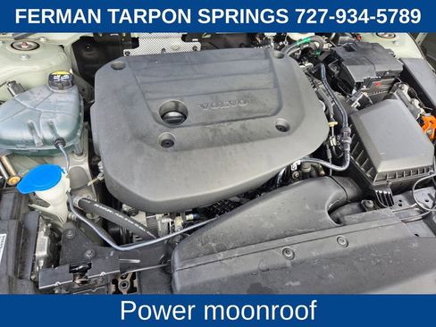 Certified 2023 Volvo XC40 B4 Plus w/ Protection Package Premier image 22