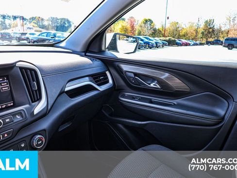 Used 2024 GMC Terrain SLE image 49