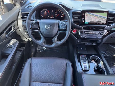 Used 2025 Honda Ridgeline Black Edition image 15