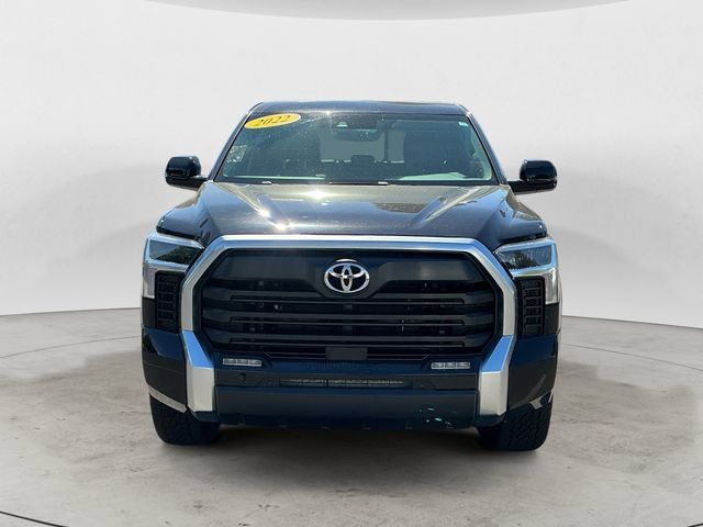 Used 2022 Toyota Tundra Limited AWD/4WD image 2