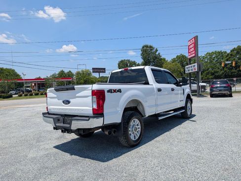 Used 2019 Ford F250 XLT w/ Snow Plow Prep Package AWD/4WD image 7