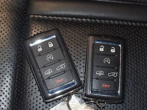 Used 2022 Jeep Grand Wagoneer Series II AWD/4WD image 42