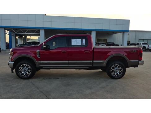Used 2022 Ford F250 Lariat w/ Lariat Ultimate Package image 5