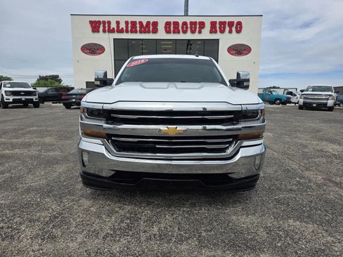 Used 2018 Chevrolet Silverado 1500 LT w/ All Star Edition RWD image 2