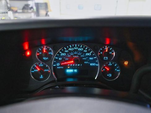 Certified 2024 GMC Savana 2500 w/ Driver Convenience Package image 13