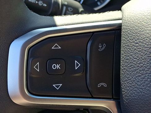 Used 2025 RAM 1500 Big Horn AWD/4WD image 24