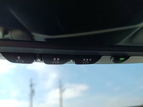 Used 2025 Subaru Outback Onyx Edition XT image 38