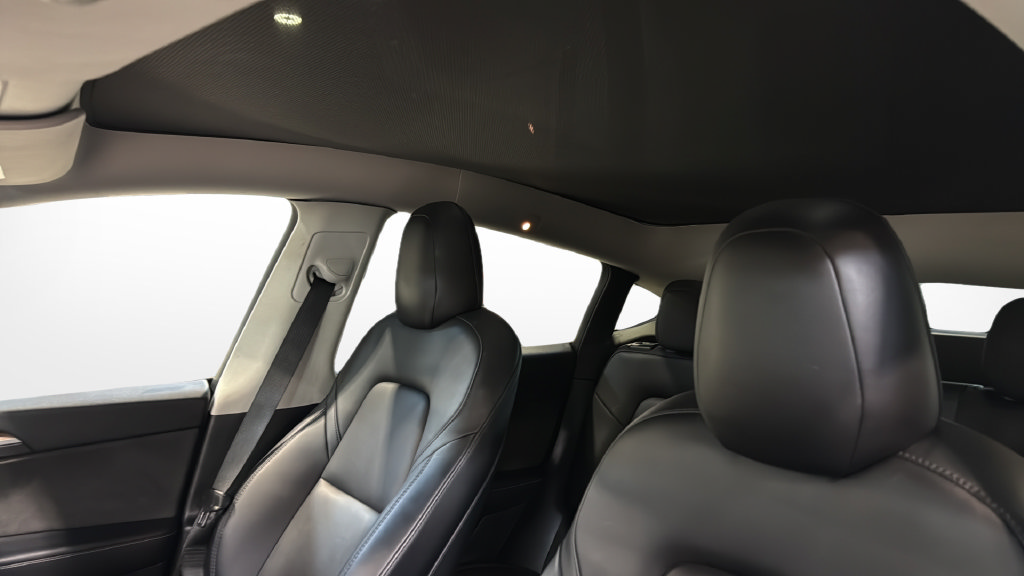 Used 2022 Tesla Model Y Long Range AWD/4WD image 54