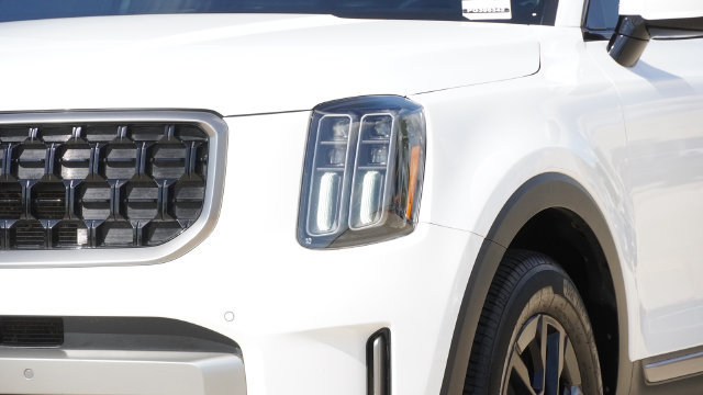 Used 2023 Kia Telluride SX Prestige X-Pro AWD/4WD image 7