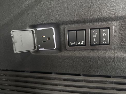 New 2026 Chevrolet Tahoe High Country w/ Sun And Tow Package image 13