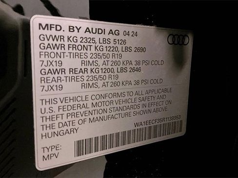 Used 2024 Audi Q3 2.0T Premium Plus image 33
