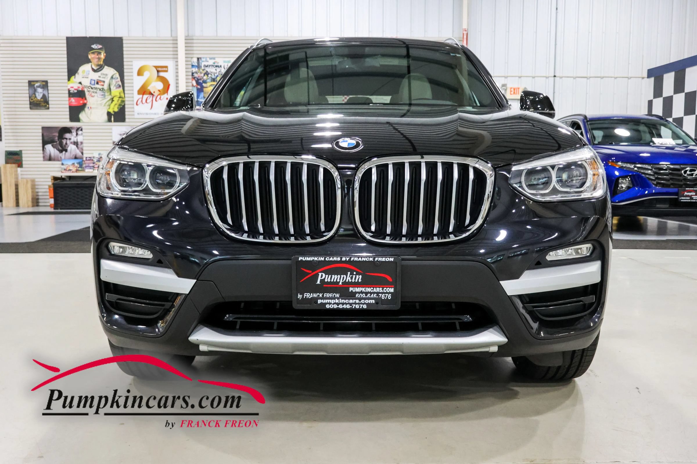 Used 2018 BMW X3 xDrive30i w/ Premium Package AWD/4WD image 8