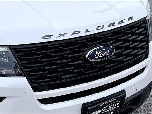 Certified 2019 Ford Explorer Sport w/ Equipment Group 401A image 31