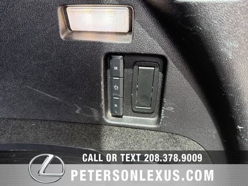 Used 2022 Lincoln Aviator Reserve w/ Equipment Group 201A AWD/4WD image 24