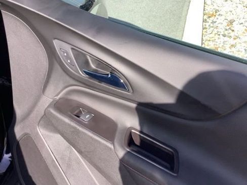 Used 2022 Chevrolet Equinox RS w/ RS Leather Package image 24