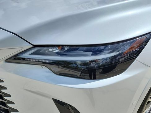 Used 2024 Lexus RX 350 Premium Plus w/ Convenience Package FWD image 33