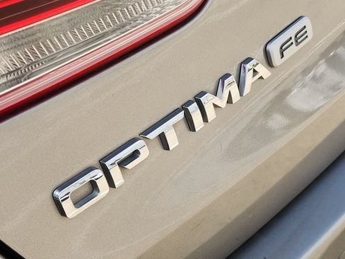 Used 2018 Kia Optima LX FWD image 12