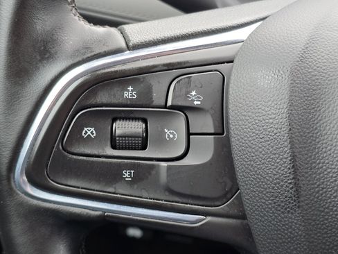 Used 2024 Buick Encore GX Sport Touring image 9