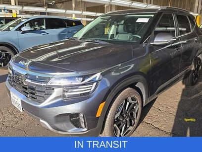 Used 2025 Kia Seltos SX
