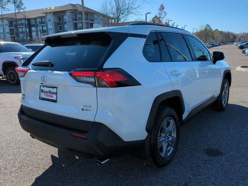 Certified 2025 Toyota RAV4 XLE image 6