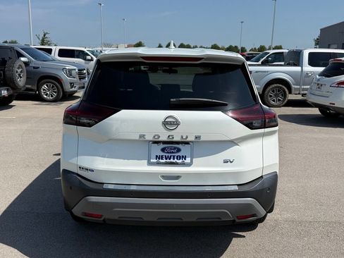Used 2023 Nissan Rogue SV FWD image 31